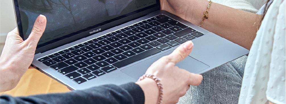 Imagen de la cabecera de la página de formaciones y cursos de seo